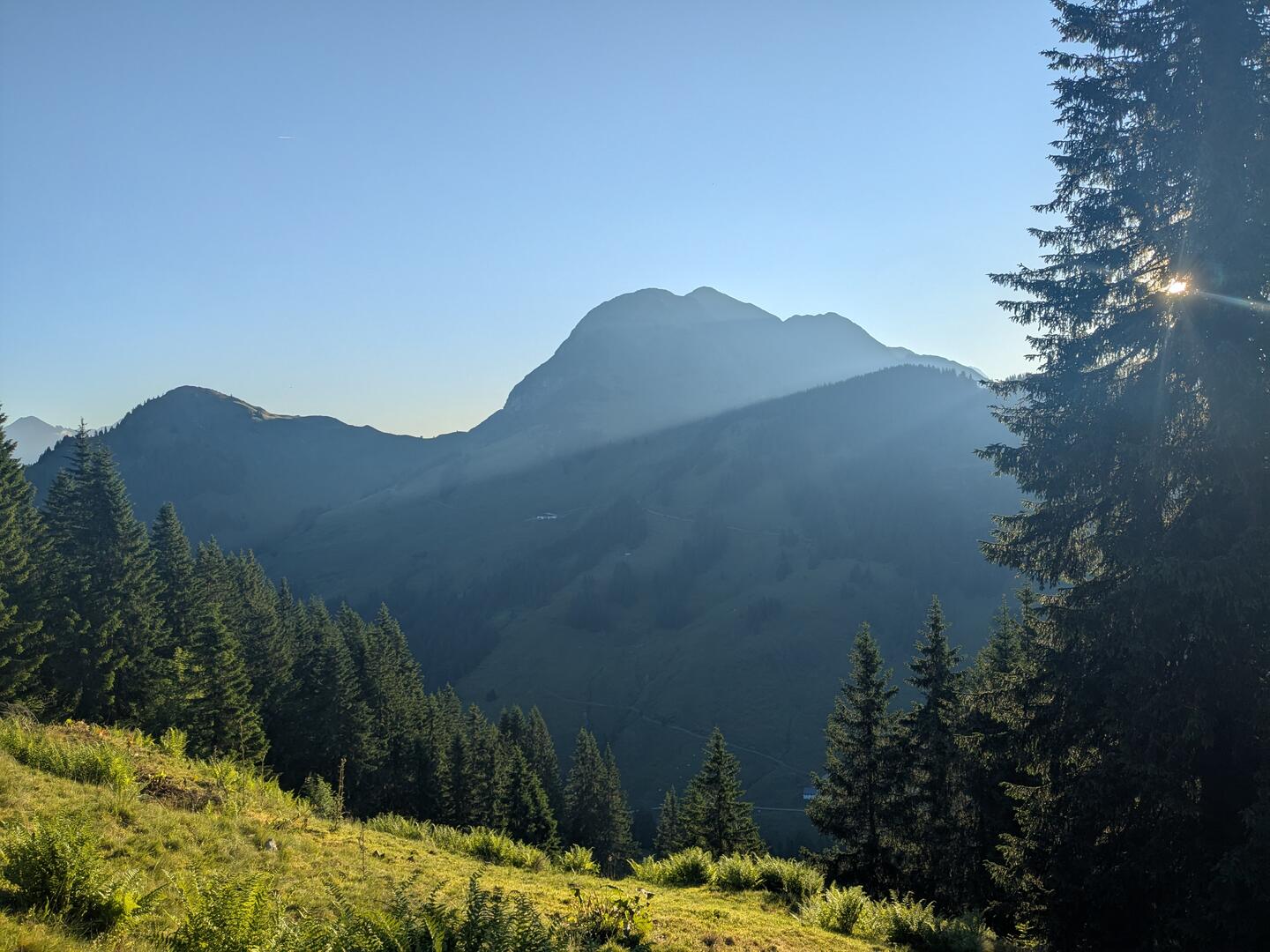 Spielberghorn in der Morgensonne.