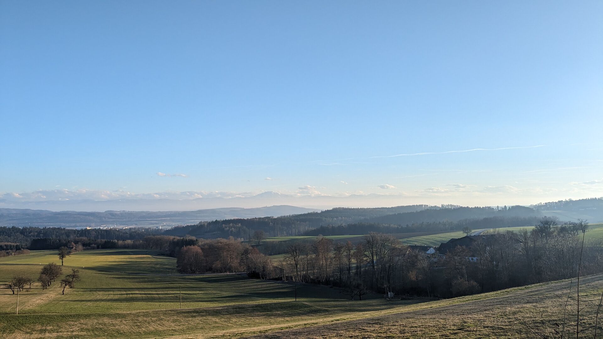 Blick ins Alpenvorland bei Losau und Artstetten.