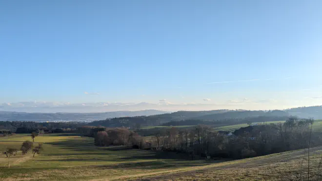 View of the Alpine foothills from Losau and Artstetten.