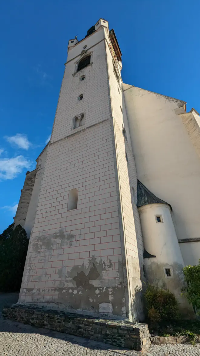 Der Turm der Frauenbergkirche in Stein.