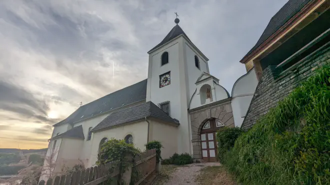 Servitenkloster Schönbühel.